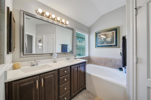 214 Pleasant Hill Way, Conroe, TX 77304