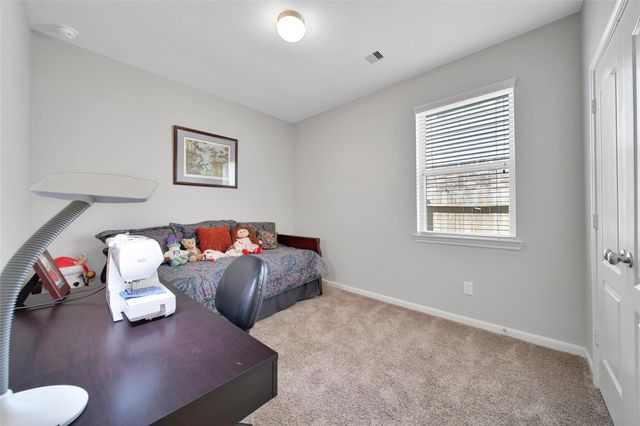 214 Pleasant Hill Way, Conroe, TX 77304