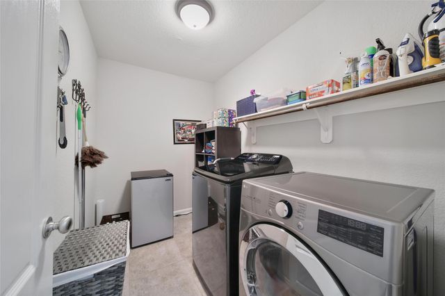 214 Pleasant Hill Way, Conroe, TX 77304