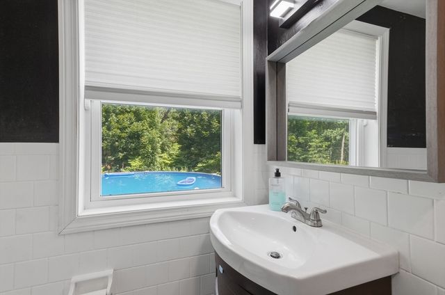 55 New Caster Drive, Lowell, MA 01854