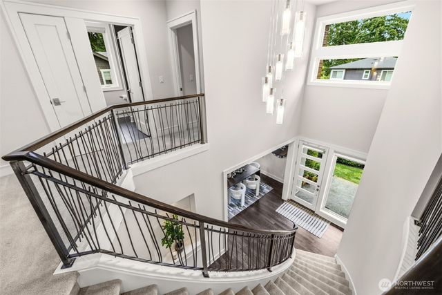 8431 SE 39th Street, Mercer Island, WA 98040
