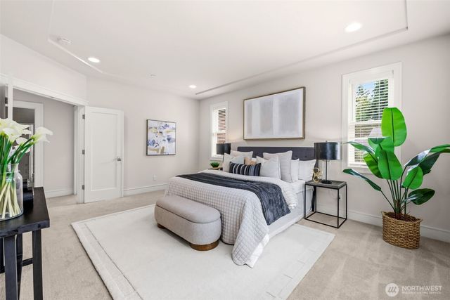 8431 SE 39th Street, Mercer Island, WA 98040