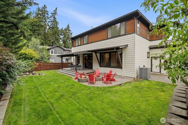 8431 SE 39th Street, Mercer Island, WA 98040