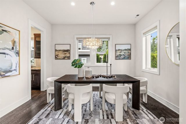 8431 SE 39th Street, Mercer Island, WA 98040