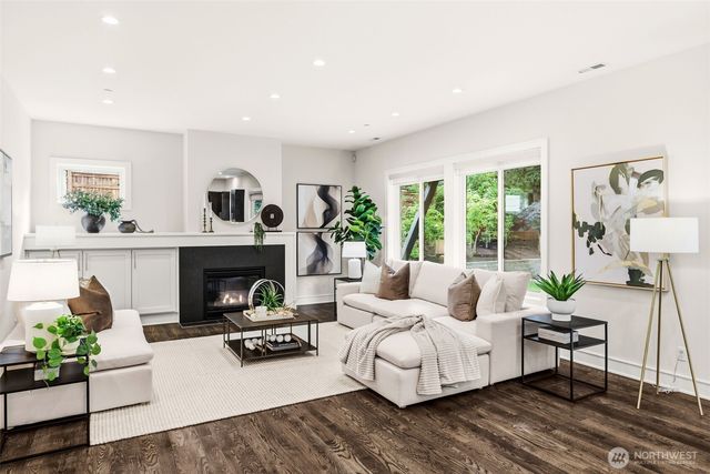 8431 SE 39th Street, Mercer Island, WA 98040