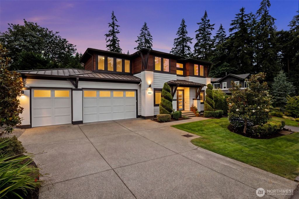 8431 SE 39th Street, Mercer Island, WA 98040