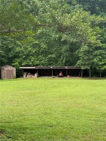 307 Valleygreen Trail, Pinnacle, NC 27043