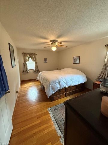 307 Valleygreen Trail, Pinnacle, NC 27043