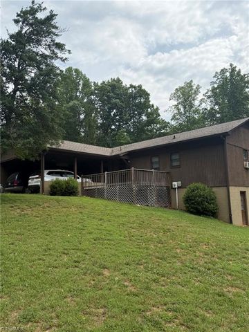 307 Valleygreen Trail, Pinnacle, NC 27043