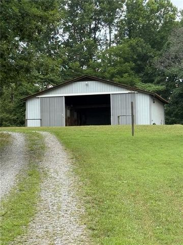 307 Valleygreen Trail, Pinnacle, NC 27043