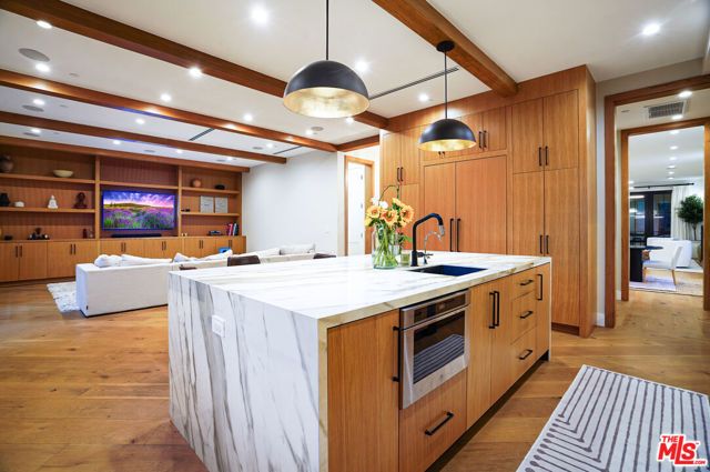 4145 Tujunga Avenue, Los Angeles, CA 91604