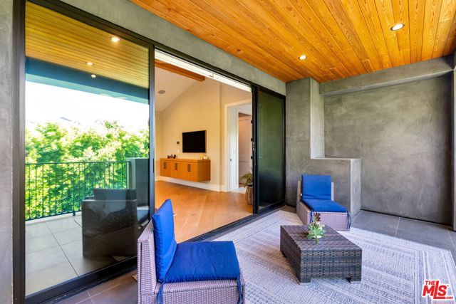 4145 Tujunga Avenue, Los Angeles, CA 91604