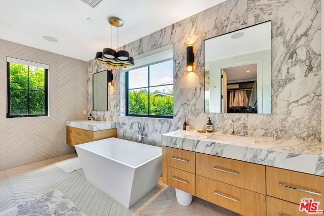 4145 Tujunga Avenue, Los Angeles, CA 91604