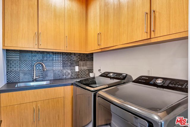 4145 Tujunga Avenue, Los Angeles, CA 91604