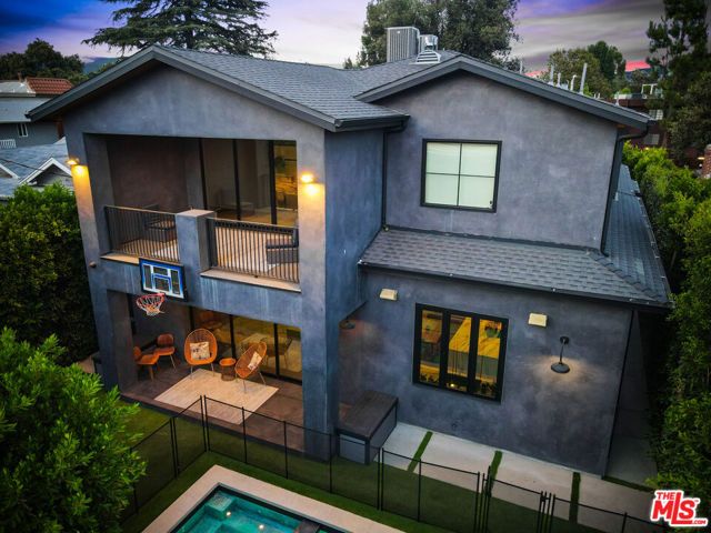 4145 Tujunga Avenue, Los Angeles, CA 91604