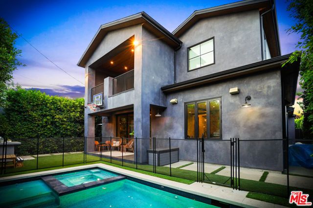 4145 Tujunga Avenue, Los Angeles, CA 91604