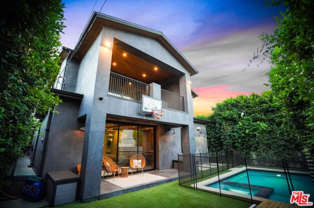 4145 Tujunga Avenue, Los Angeles, CA 91604