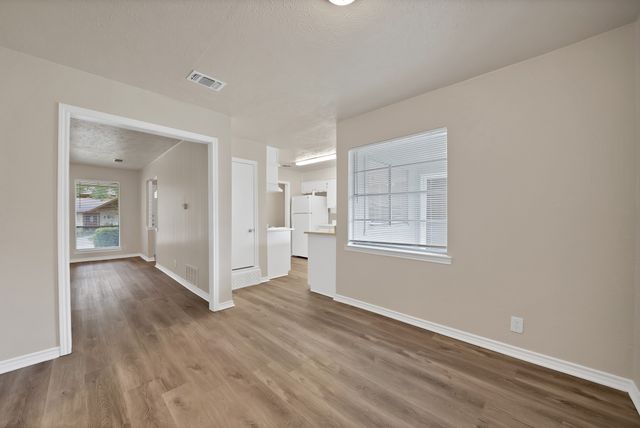 502 Pinebluff Drive, Lewisville, TX 75067