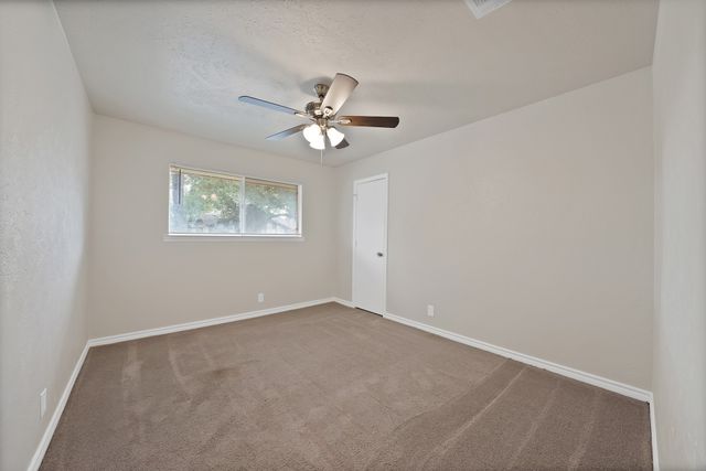 502 Pinebluff Drive, Lewisville, TX 75067