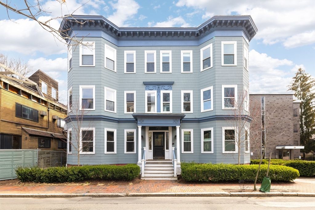 28 Inman Street 1, Cambridge, MA 02139