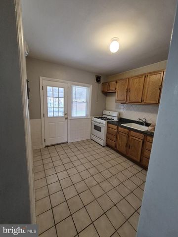 4905 BRIARCLIFT RD, Baltimore, MD 21229