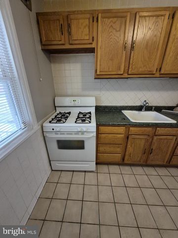 4905 BRIARCLIFT RD, Baltimore, MD 21229