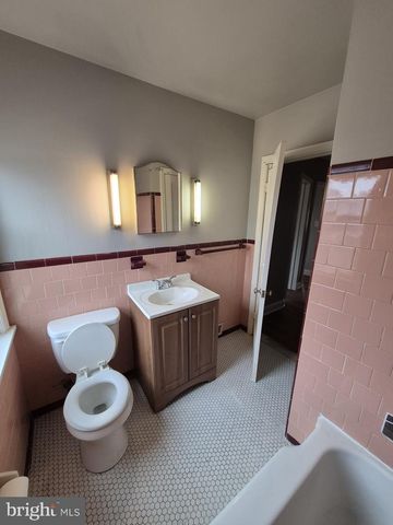 4905 BRIARCLIFT RD, Baltimore, MD 21229