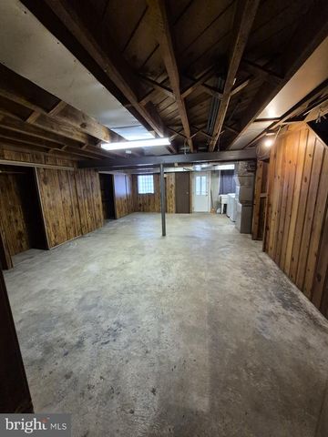 4905 BRIARCLIFT RD, Baltimore, MD 21229