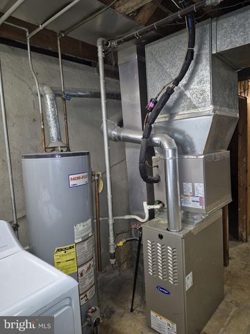 4905 BRIARCLIFT RD, Baltimore, MD 21229