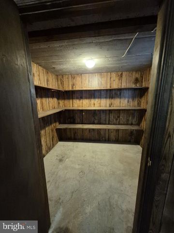 4905 BRIARCLIFT RD, Baltimore, MD 21229