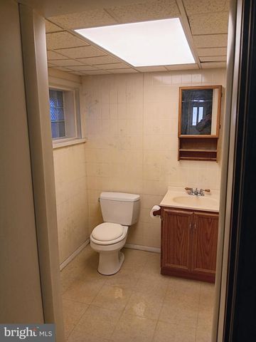 4905 BRIARCLIFT RD, Baltimore, MD 21229