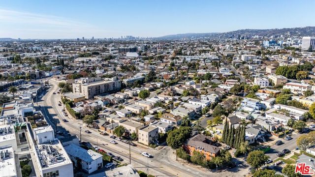 4202 Lexington Avenue, Los Angeles, CA 90029