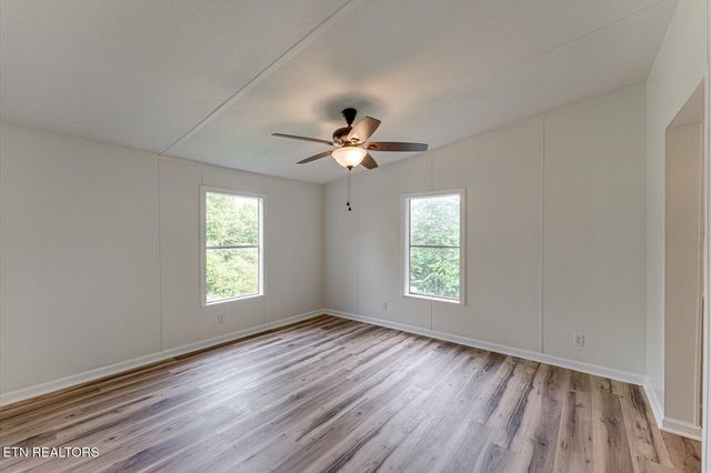 135 Mt View Rd, Sweetwater, TN 37874