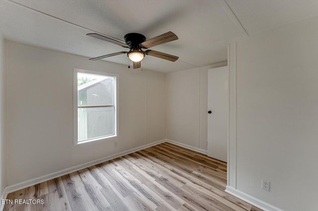 135 Mt View Rd, Sweetwater, TN 37874