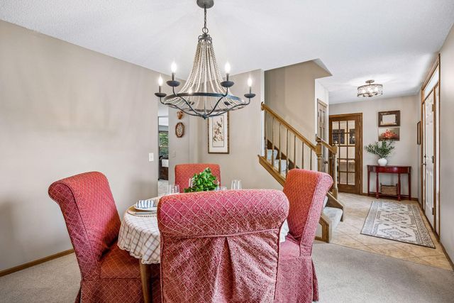210 Piedmont Court, Chanhassen, MN 55317