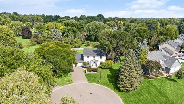 210 Piedmont Court, Chanhassen, MN 55317
