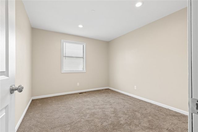 211 N Highland Street, Harrison, AR 72601