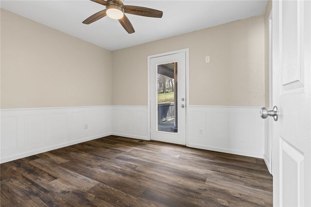 211 N Highland Street, Harrison, AR 72601