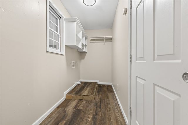 211 N Highland Street, Harrison, AR 72601