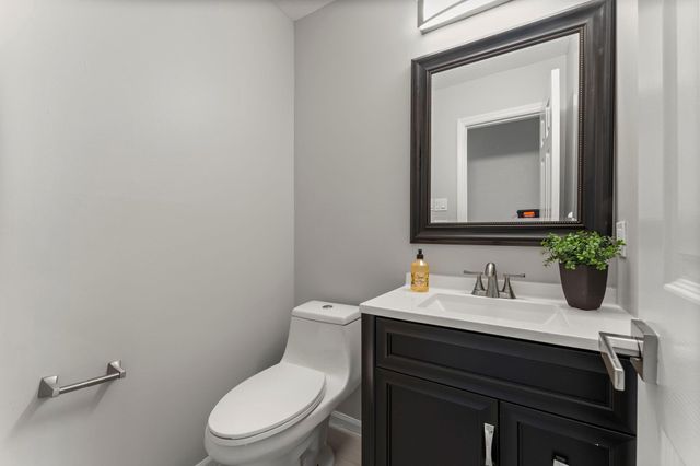 105 Eagle Rock Circle, The Woodlands, TX 77381