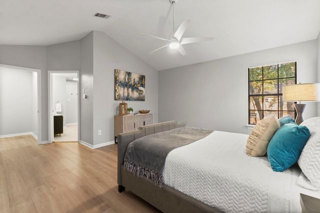 105 Eagle Rock Circle, The Woodlands, TX 77381