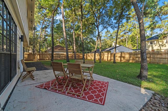 105 Eagle Rock Circle, The Woodlands, TX 77381