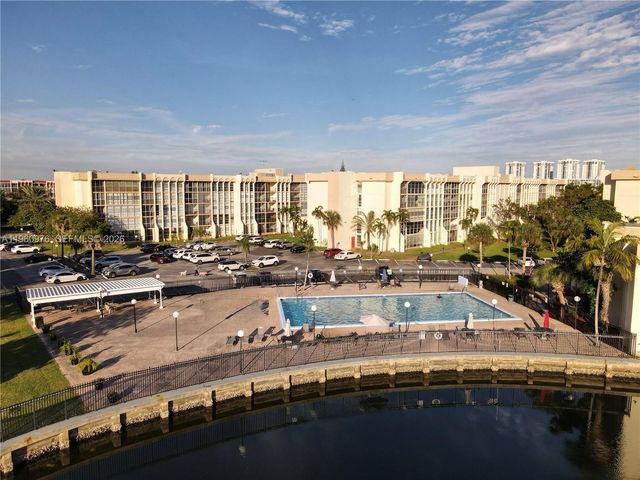 701 Three Islands Blvd 110, Hallandale Beach, FL 33009