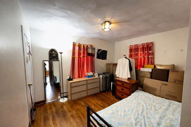 328 Brooks St, Worcester, MA 01606