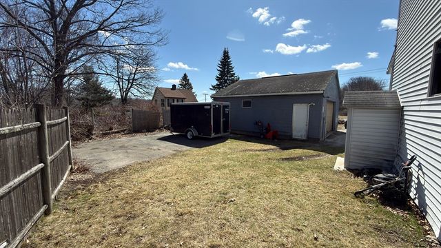 328 Brooks St, Worcester, MA 01606