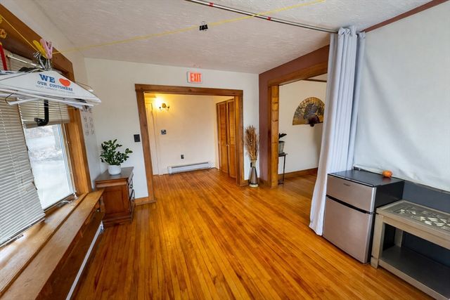 328 Brooks St, Worcester, MA 01606