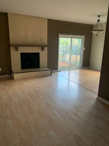 3510 Turnberry Drive, Mchenry, IL 60050