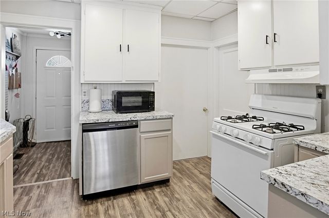 1049 Charles Street, Zanesville, OH 43701