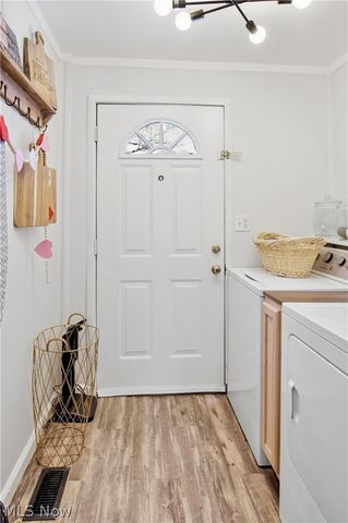 1049 Charles Street, Zanesville, OH 43701