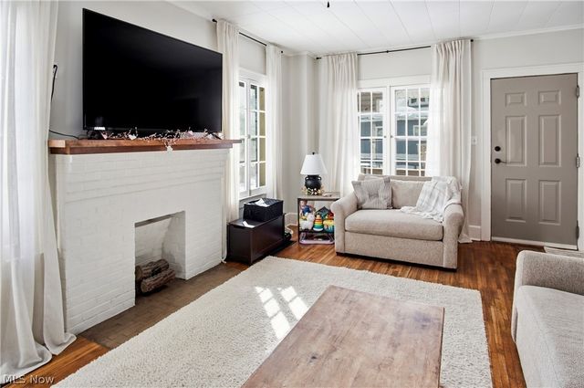 1049 Charles Street, Zanesville, OH 43701